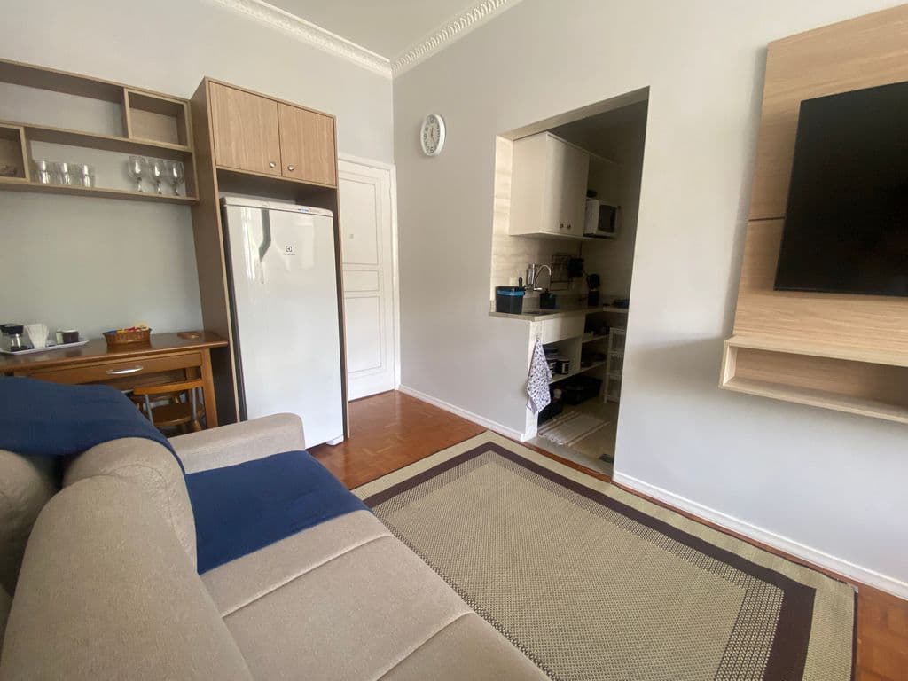 Studio no Alto, MOBILIADO e EQUIPADO, em Teresópolis / RJ. — Foto 9