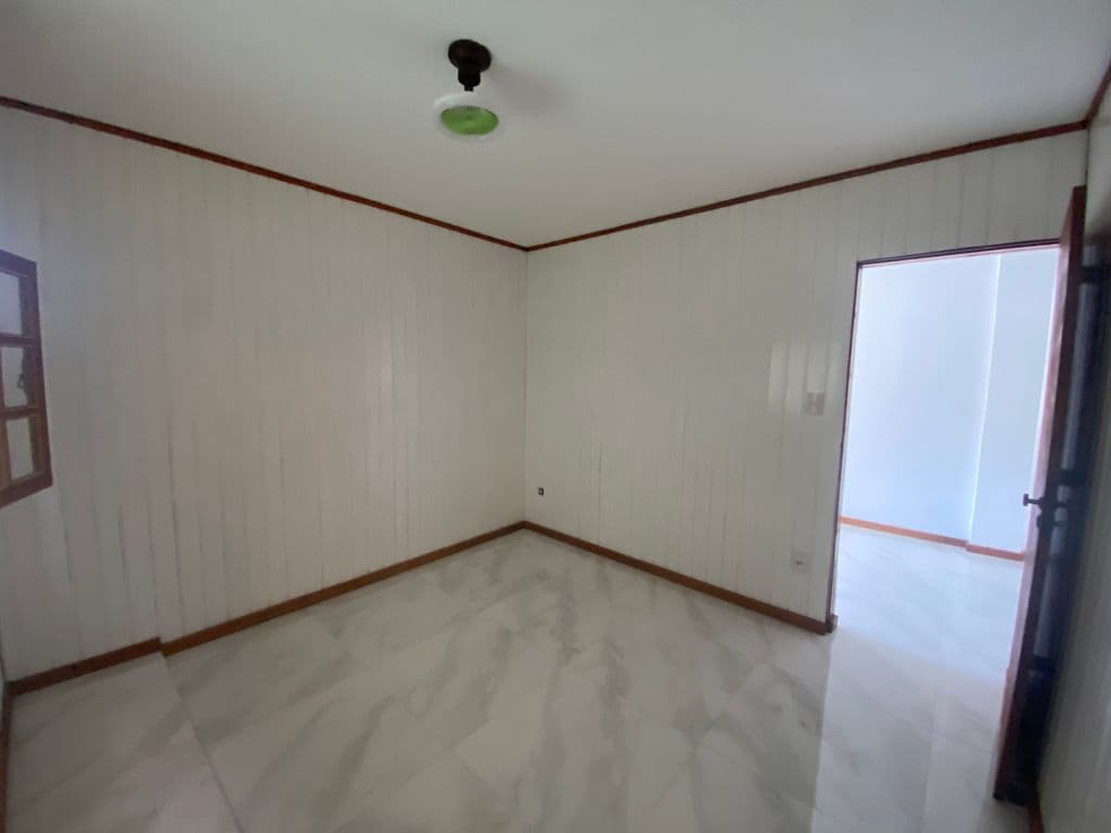 Casa com 2 quartos, reformada, a 5 minutos do centro da cidade — Foto 9