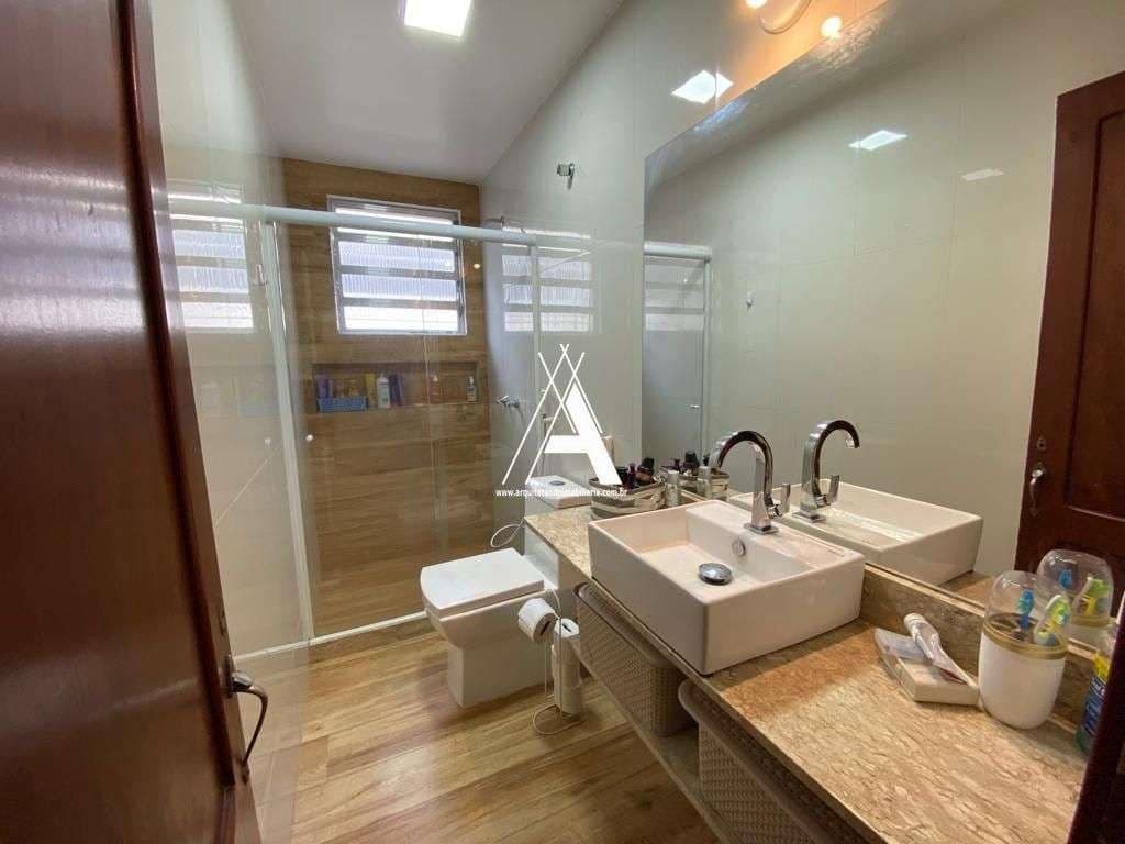 Excelente oportunidade no Centro! — Foto 9