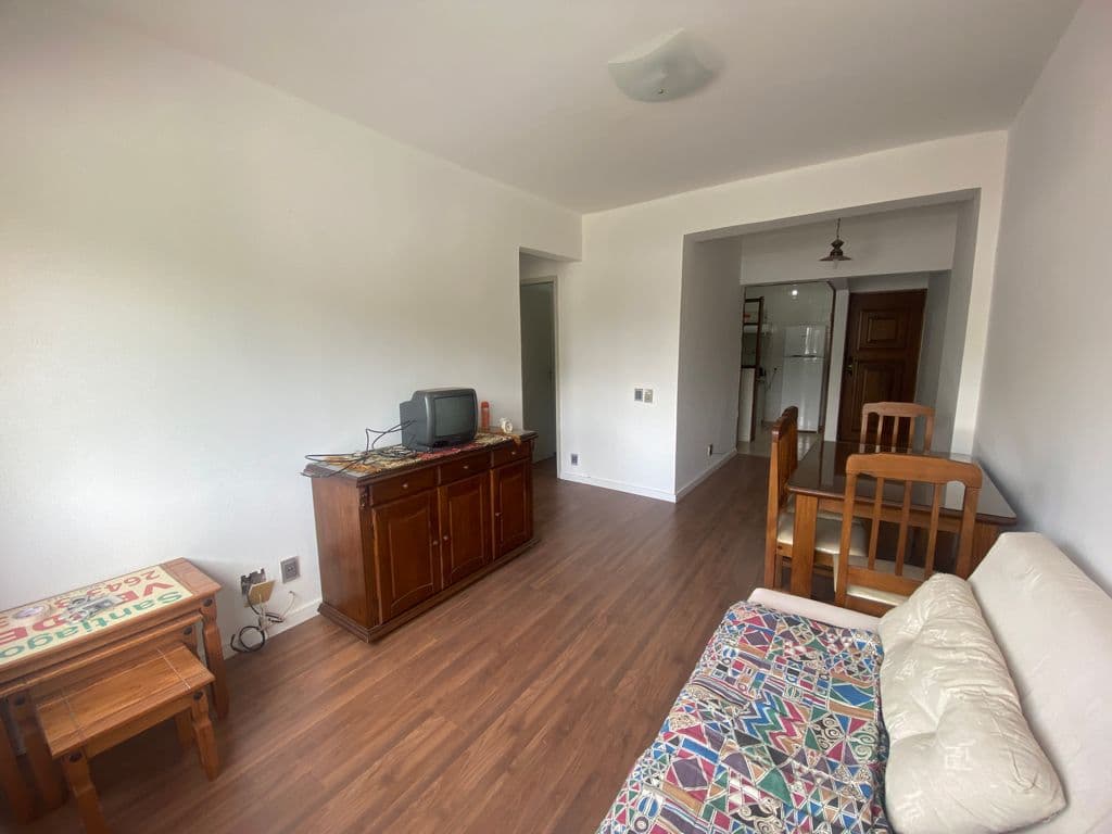 Apartamento 2 quartos próximo ao Recanto no Centro de Teresópolis / RJ — Foto 1