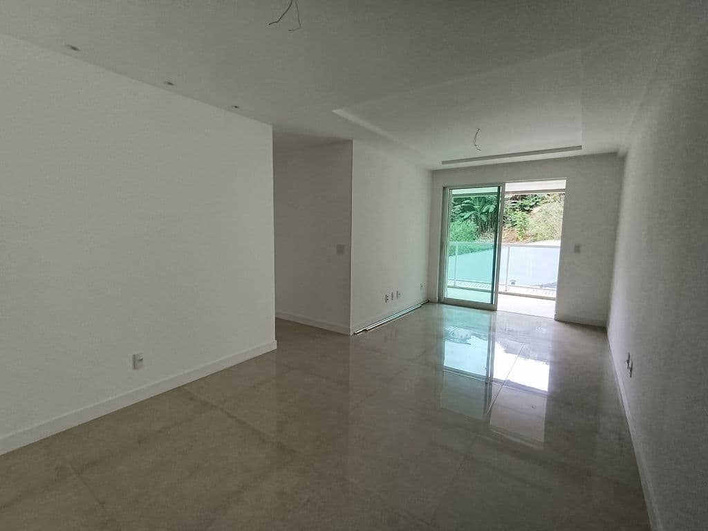 Apt 3 qtos sendo 2 suítes, varanda gourmet, 2 vagas e Área de Lazer em Agriões — Foto 2