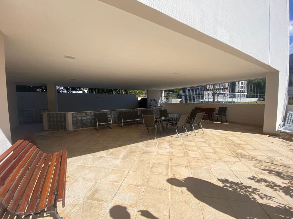 Apartamento quarto e sala ao lado da Feirinha do Alto - Teresópolis/RJ — Foto 2