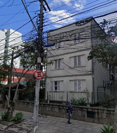 Condomínio Edifício Carmela Dutra