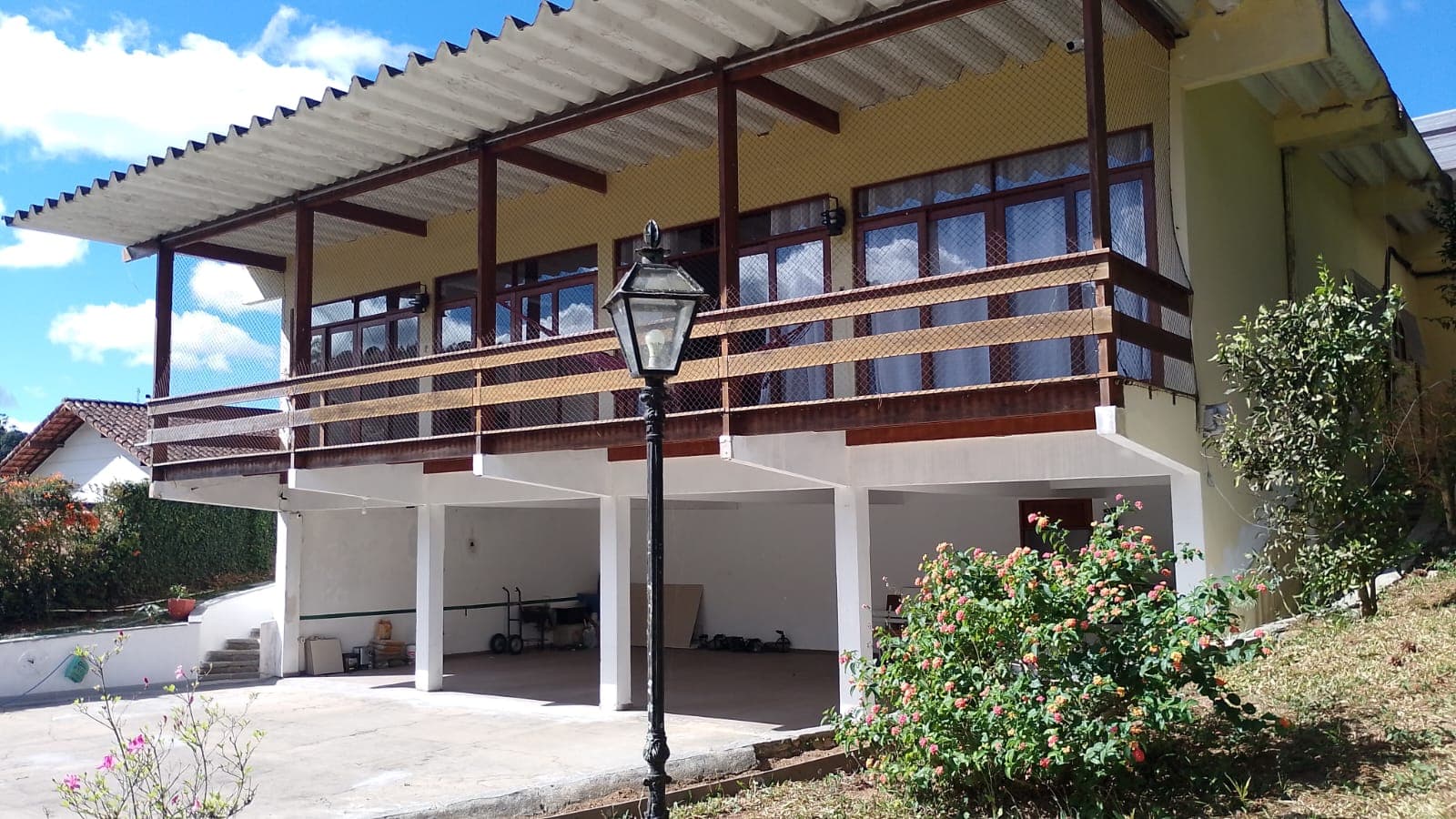 Oportunidade em Teresópolis – Imóvel com Potencial Comercial ou Residencial — Foto 2