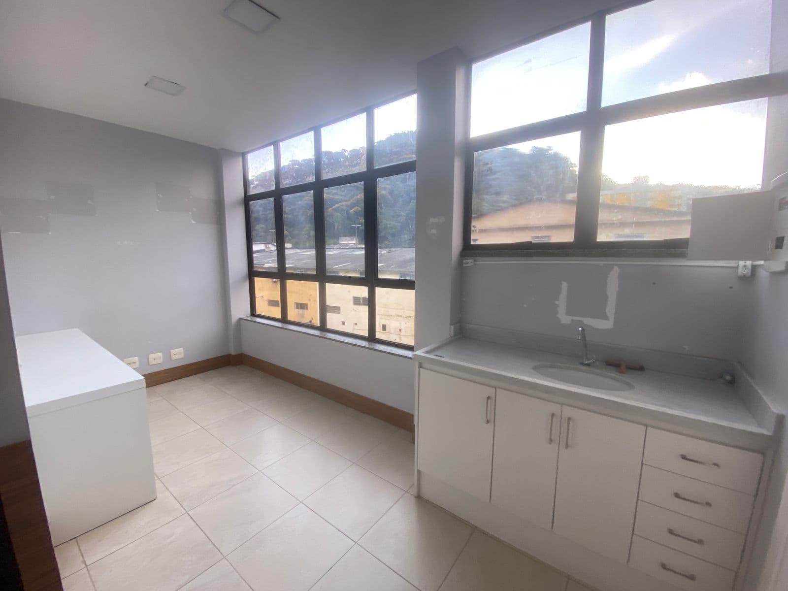 Sala comercial no centro da cidade — Foto 6